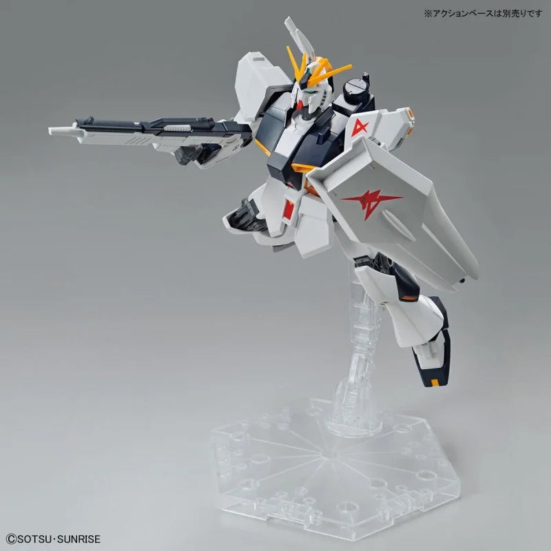 Entry Grade 1/144 Nu Gundam (RX-93)